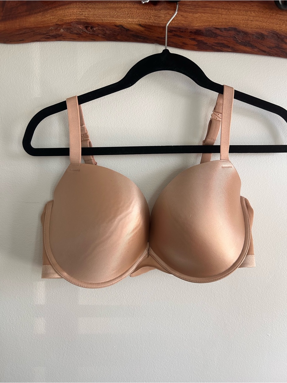 Le Mystere Smooth Nude Contour T-Shirt Bra